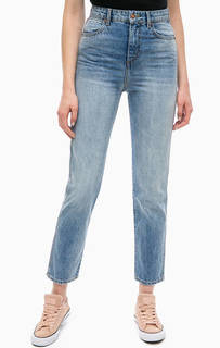 Зауженные джинсы с заломами Wrangler
