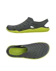 Сандалии Crocs