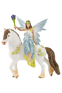 Эйла на лошади Schleich