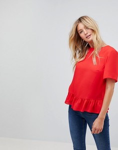 Футболка с оборкой по краю ASOS Fuller Bust - Красный