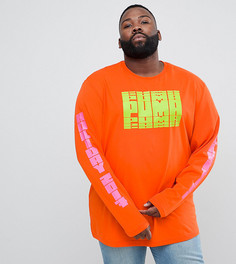 Оранжевый лонгслив с принтом на рукаве Puma PLUS эксклюзивно для ASOS - Оранжевый