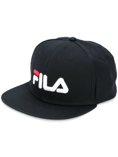 кепка с логотипом Fila
