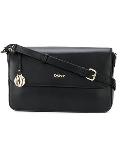 сумка на плечо с клапаном  DKNY