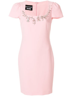 платье с декорированной горловиной  Boutique Moschino
