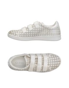 Низкие кеды и кроссовки Guess