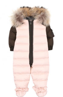 Пуховой комбинезон с пинетками и меховой отделкой на капюшоне Moncler Enfant