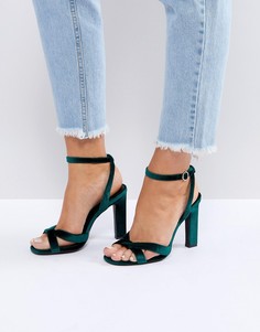 Бархатные босоножки на каблуке New Look - Зеленый