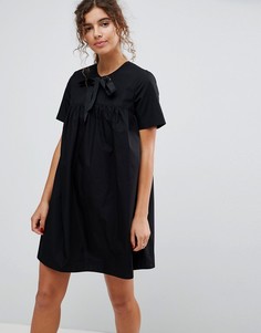 Свободное платье с люверсами и корсажной лентой ASOS - Черный