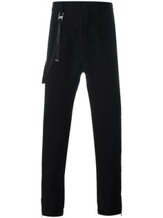 брюки с ремешком на поясе Helmut Lang