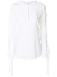 round neck blouse Equipment