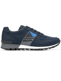 кроссовки с логотипом  Prada