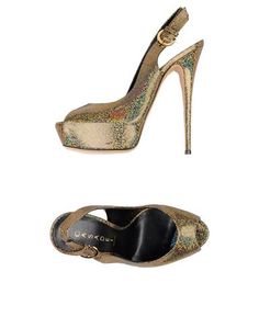 Сандалии Casadei