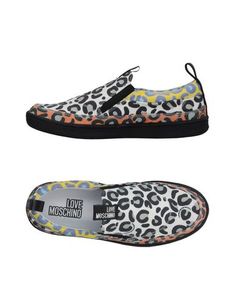 Низкие кеды и кроссовки Love Moschino