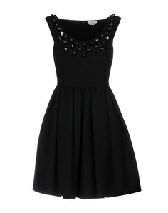 Короткое платье Fendi