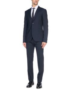 Костюм Valentino