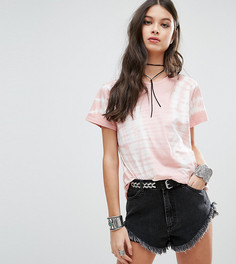 Футболка с принтом тай-дай ASOS PETITE - Розовый