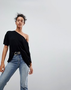 Футболка в рубчик с открытыми плечами ASOS - Черный