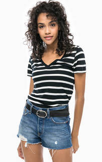 Футболка в полоску с треугольным вырезом Levis®