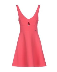 Короткое платье Guess
