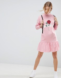 Свободное платье с баской ASOS - Розовый