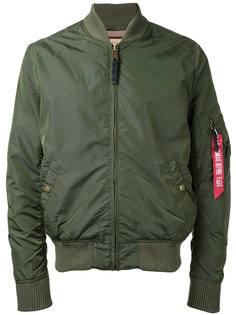 куртка-бомбер  с карманом на рукаве Alpha Industries