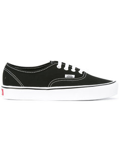 кеды с контрастной подошвой Vans