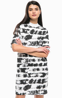 Платье футболка с короткими рукавами Cheap Monday