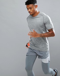 Серая футболка Nike Dri-FIT 833562-066 - Серый