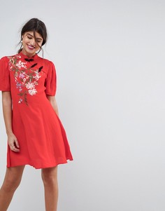 Платье мини с вышивкой в китайском стиле ASOS - Мульти