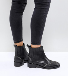 Кожаные ботинки челси с заклепками для широкой стопы ASOS ALMA - Черный