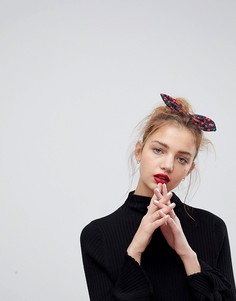 Повязка на голову с декоративным узлом и принтом вишен ASOS - Черный