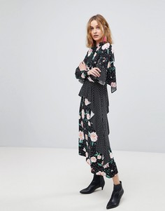 Чайное платье с принтом и открытой спиной ASOS - Мульти
