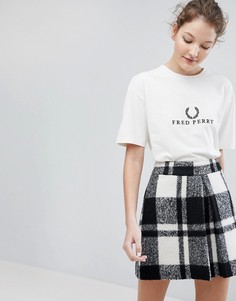 Футболка с логотипом Fred Perry - Кремовый