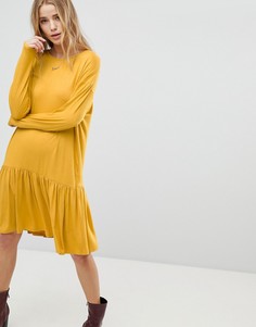 Платье с заниженной талией Boohoo - Желтый