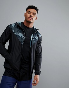 Черная куртка с камуфляжным принтом на капюшоне и кокетке New Look SPORT - Черный