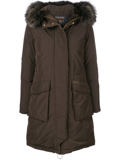 парка в стиле милитари Woolrich