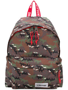 рюкзак с лисами Eastpak