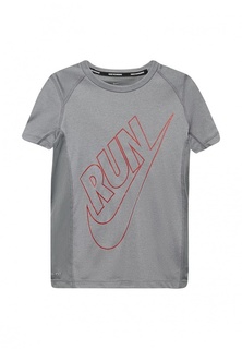 Футболка спортивная Nike