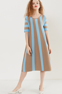 Расклешенное платье MIRSTORES