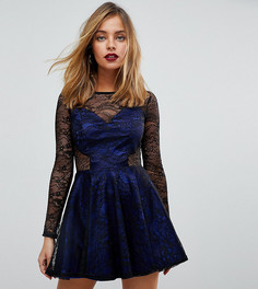 Короткое приталенное платье с кружевом John Zack Petite - Темно-синий