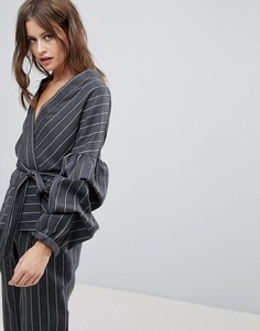 Блейзер в полоску с присборенными рукавами PrettyLittleThing - Серый