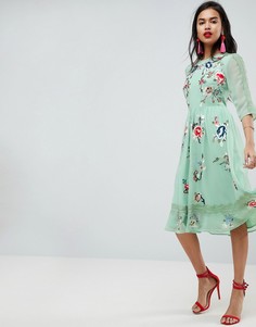 Приталенное платье миди с цветочной вышивкой ASOS PREMIUM - Зеленый