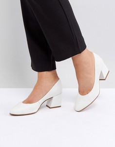 Кожаные туфли на каблуке ASOS SPEARMINT - Белый