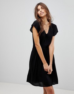 Платье с присборенной талией Vero Moda - Черный
