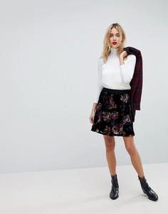 Короткая расклешенная юбка с ярким цветочным принтом Vero Moda - Мульти