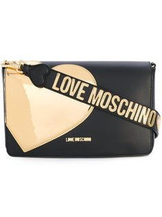 сумка на плечо с золотистым сердцем Love Moschino