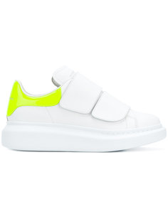 массивные кроссовки Alexander McQueen