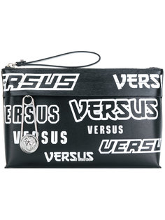 logo print clutch Versus