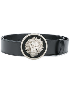 lion buckle belt Versus