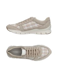 Низкие кеды и кроссовки Geox